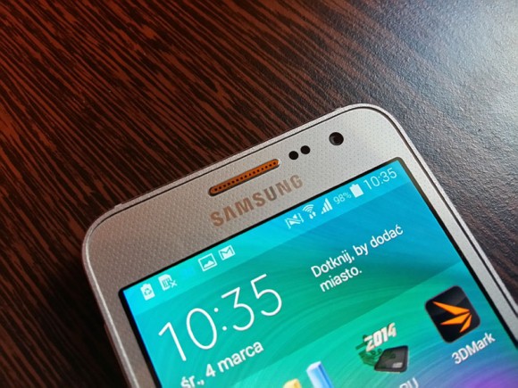 Galaxy A3 - лучший смартфон за 1000 злотых?