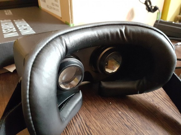 Дешевые и хорошие очки VR - Modecom Volcano Blaze