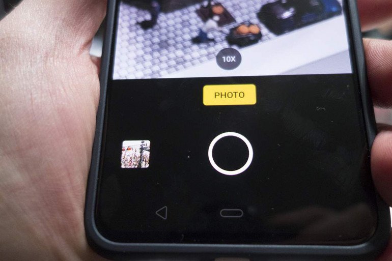 Oppo представляет смартфон с модемом 5G и 10-кратным зумом.
