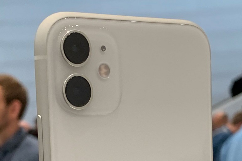 iPhone 11 - первые тесты камеры