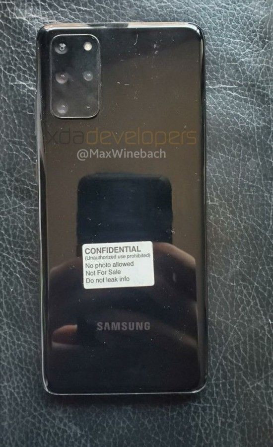 Samsung Galaxy S20 - фото работающей Galaxy S20 + 5G подтекают