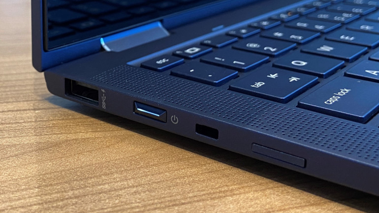 HP Elite Dragonfly - стоит ли инвестировать в легкий ноутбук с устаревшим процессором?