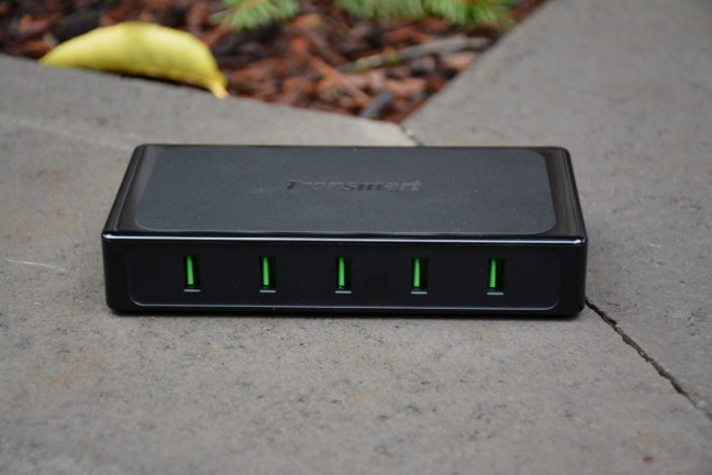 Тест зарядного устройства телефона Tronsmart Titan