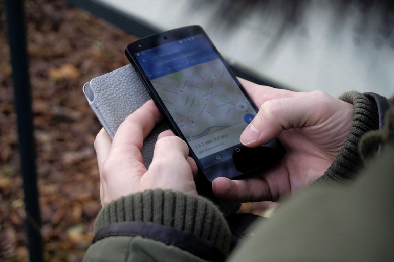 Google Maps как сайт социальной сети?  Уже есть мессенджер и теперь они добавляют хэштеги