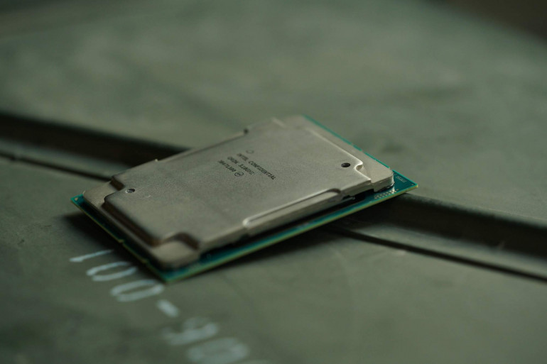 Intel Xeon W-3175X: обзор 28-ядерного процессора
