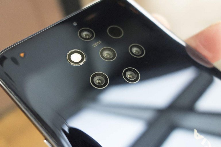 Представлена ​​Nokia 9 PureView