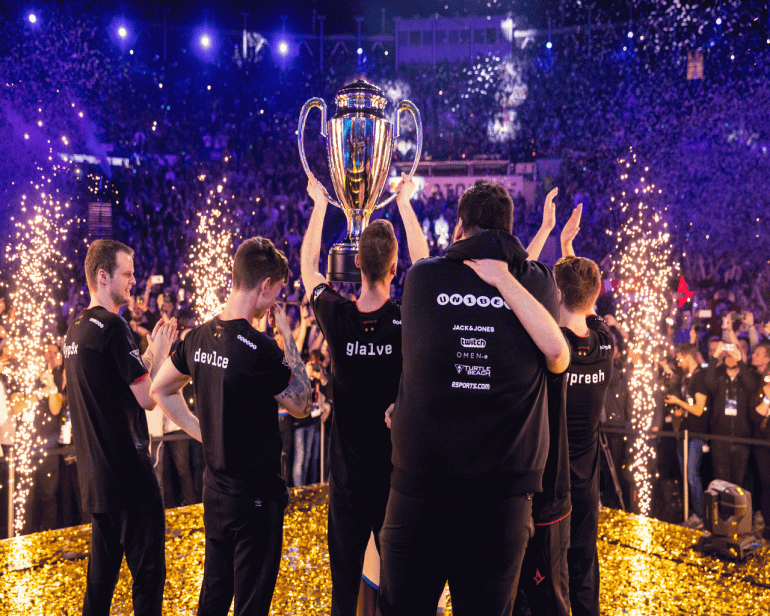 174 000 фанатов на IEM и ESL One 2019