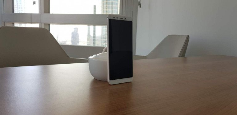 Xiaomi Mi A2 - средний тест с Android One