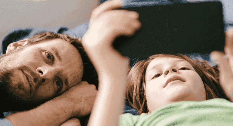 Family Link - решение Google, которое помогает взрослым защитить детей