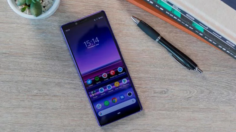 Sony Xperia 1 - флагманский тест с экраном 21: 9