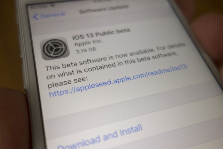 Является ли установка публичной бета-версии iOS 13 хорошей идеей?