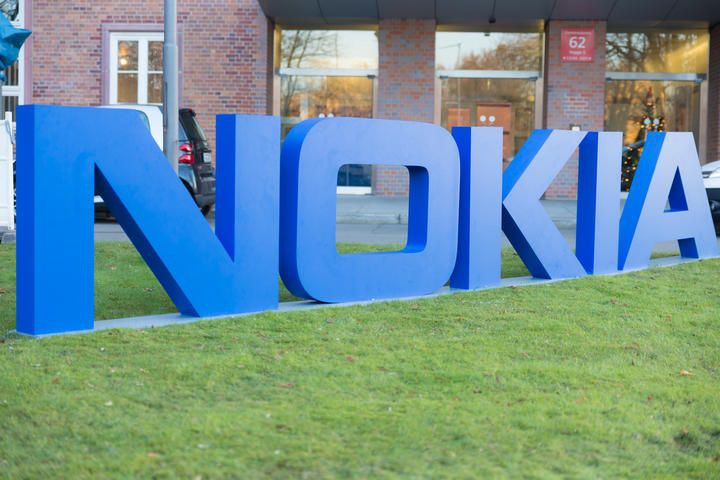 Классика в моде - тест Nokia 3310 (2017)