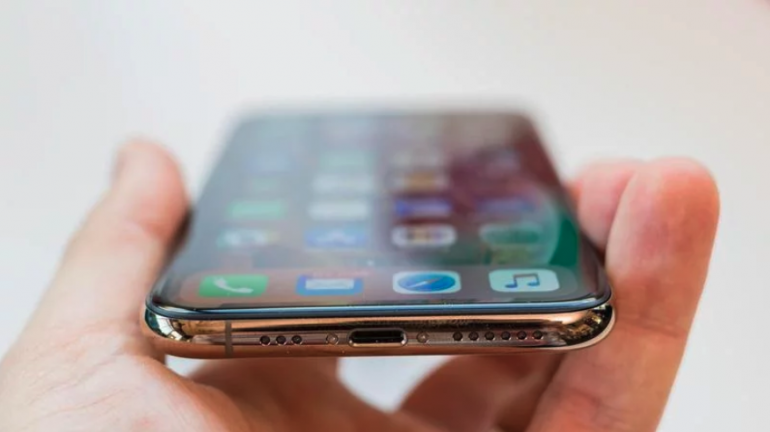 Как исправить iPhone, который не заряжается?