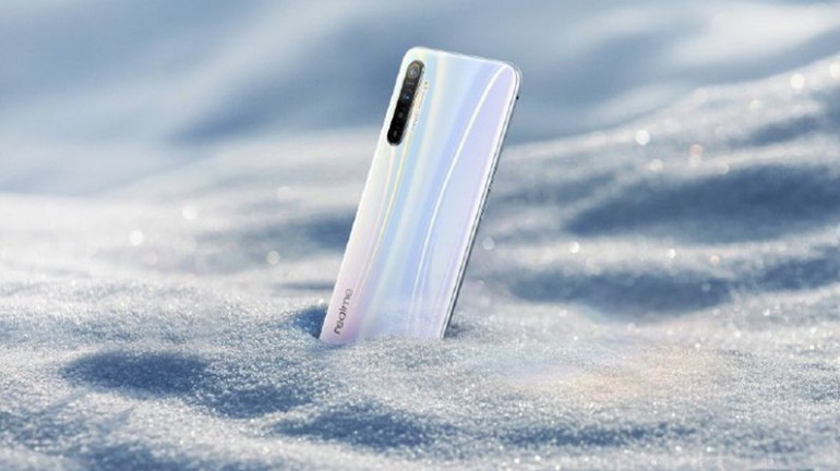 Realme XT с 64 Мп камерой официально