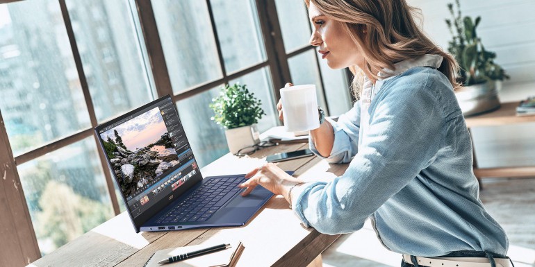 Acer Swift 5 с выделенной видеокартой.