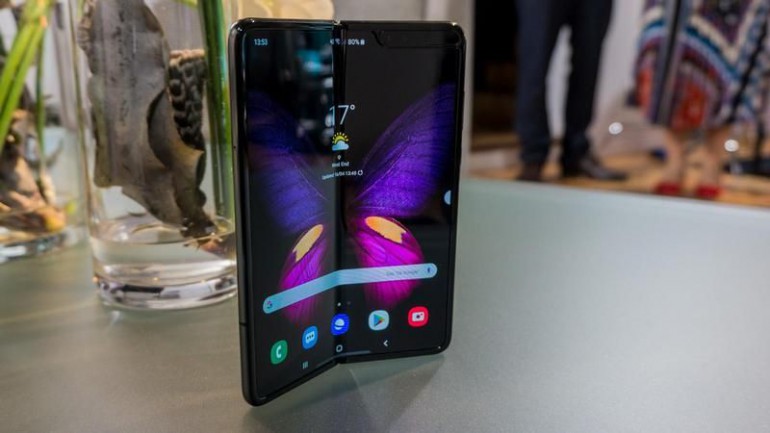 Samsung Galaxy Fold снова в продаже