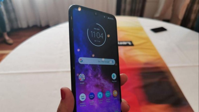 IFA 2019 - Motorola One Zoom первые впечатления