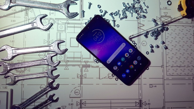 Motorola One Macro, Moto G8 Plus и Moto E6 Play дебютируют в Польше