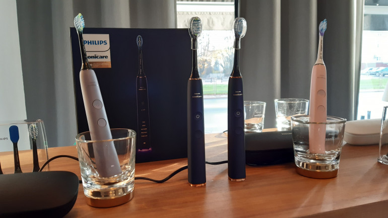 Может пострадать до 70 процентов заболеваний десен - пресс-конференция о Philips Sonicare DiamondClean Smart