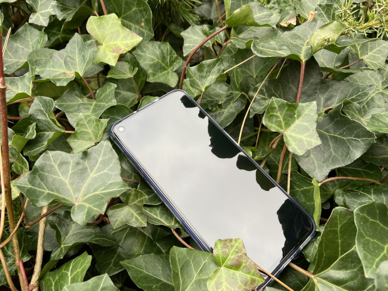 Huawei nova 5T - тест интересного смартфона менее чем за 2000 злотых.