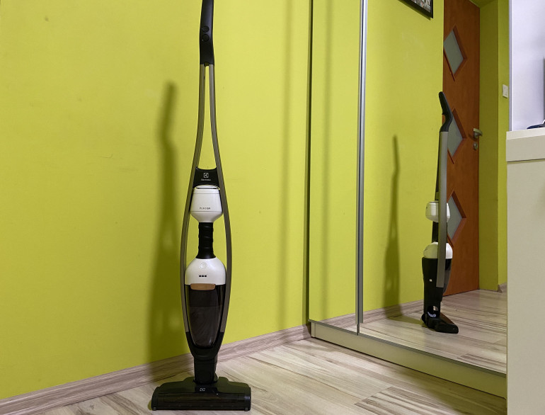 Electrolux Pure Q9 PQ91-ALRGY - тест для беспроводного пылесоса для аллергиков