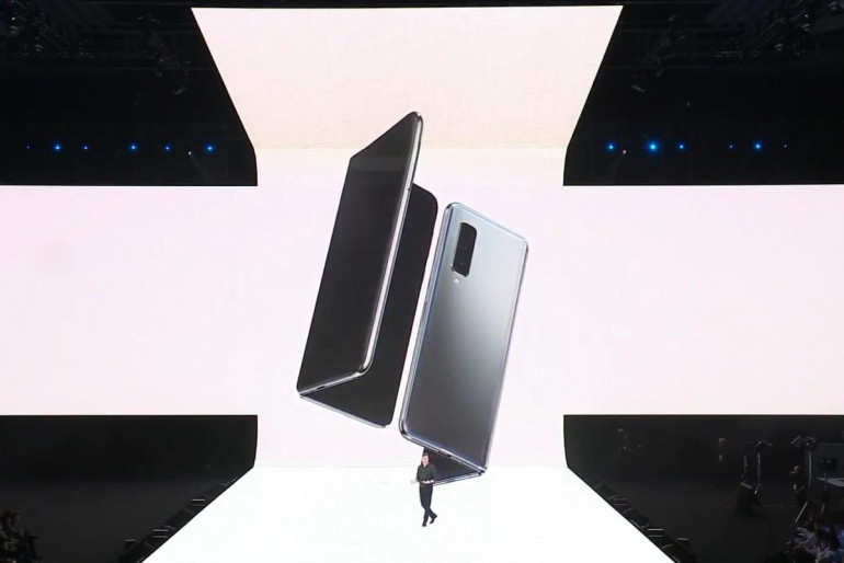 Samsung Galaxy Fold 2 может поступить в продажу раньше, чем Galaxy S11