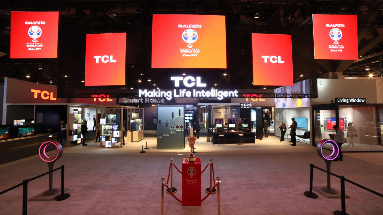 TCL работает над выдвижным экраном смартфона