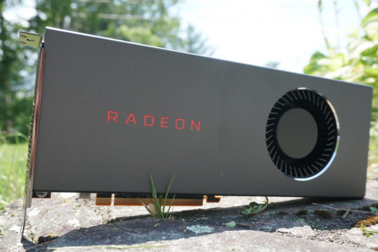 Загадочная видеокарта от AMD бьет RTX 2080 Ti