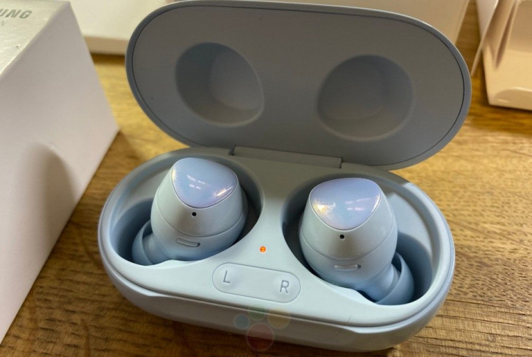 Samsung Galaxy Buds + - реальные фотографии наушников просачиваются за день до премьеры