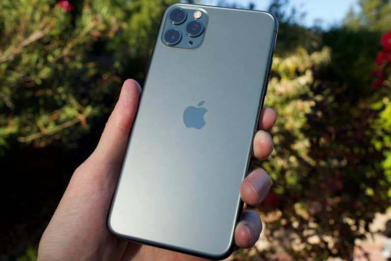 Apple запатентовала iPhone без портов - устройство может появиться в 2021 году