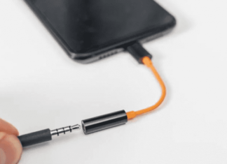 USB тип C против гнезда для наушников