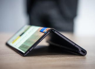 Huawei откладывает запуск складного Mate X