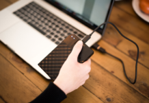 Verbatim объявляет о выпуске жесткого диска Fingerprint Secure с 256-битным аппаратным шифрованием