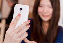 YouTube тестирует рекламу от AR