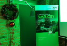 Schneider Electric обсуждает проблему современных вычислений и представляет новые продукты