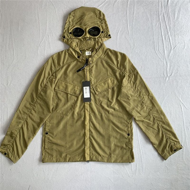 техническая одежда C.P. Company стиль
