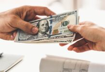 Як надіслати Гроші За Кордон: Покрокове Керівництво