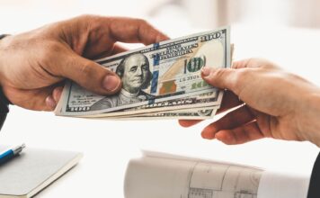 Як надіслати Гроші За Кордон: Покрокове Керівництво