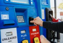 Чому бензин такий дорогий у Каліфорнії та на Гаваях?